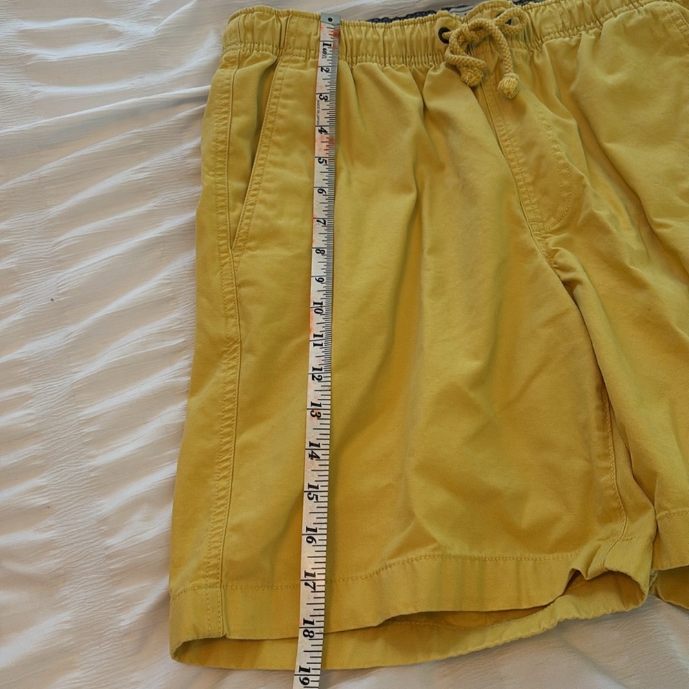 L.L. Bean Men's Classic Khaki Drawstring Shorts - size medium (32” - 34” waist) - Picture 4 of 8